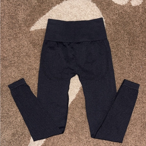 Gymshark Workout Leggings - Picture 5 of 6